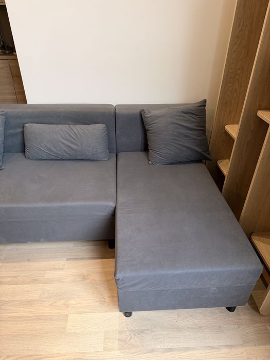 Zestaw mebli: Kanapa narożna, stół + 6 krzeseł, lampa, lustro