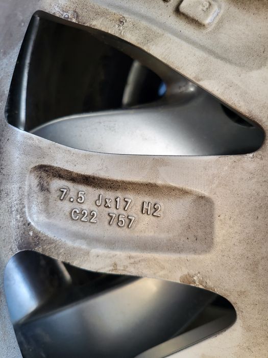 Продам диски 7.5 J×17 H2 C22757 ET35 LK114