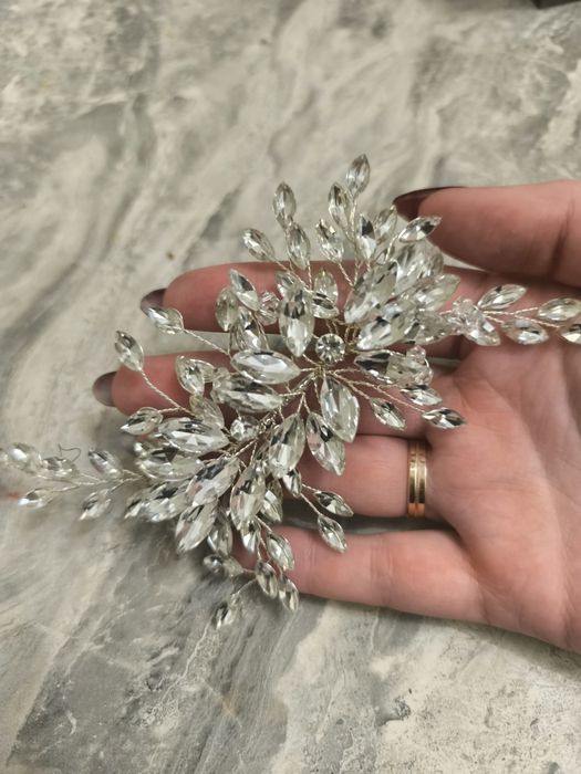 Весільна прикраса для волосся