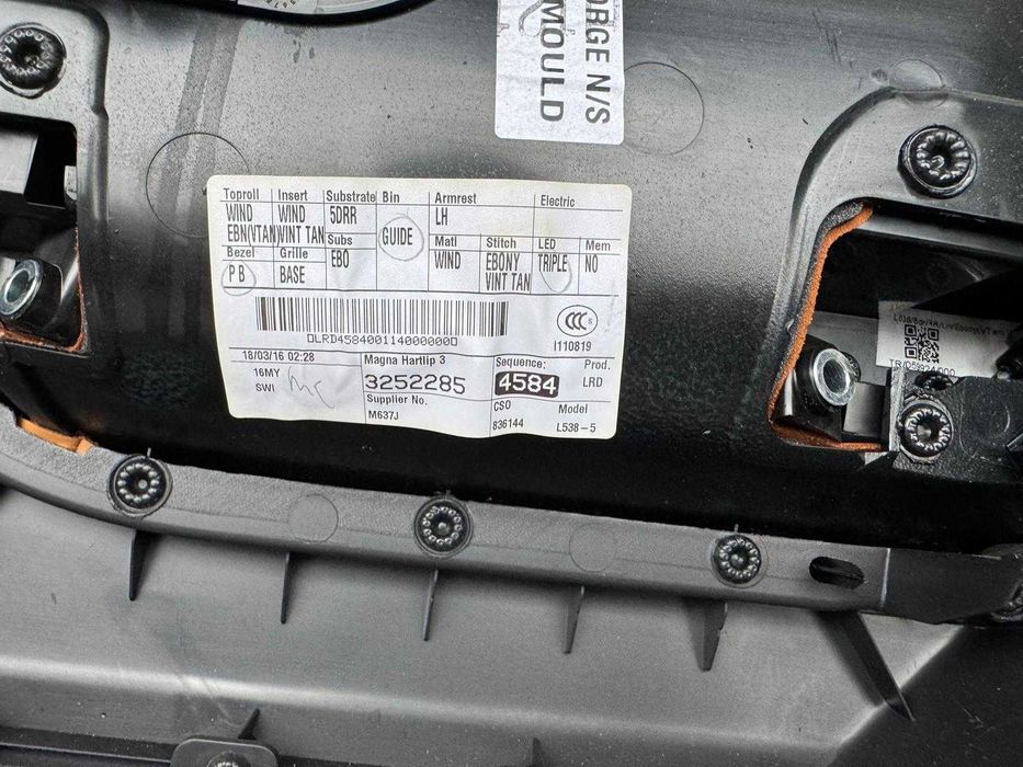 Boczek drzwi lewy tył Land Rover Range Rover Evoque Lift L538