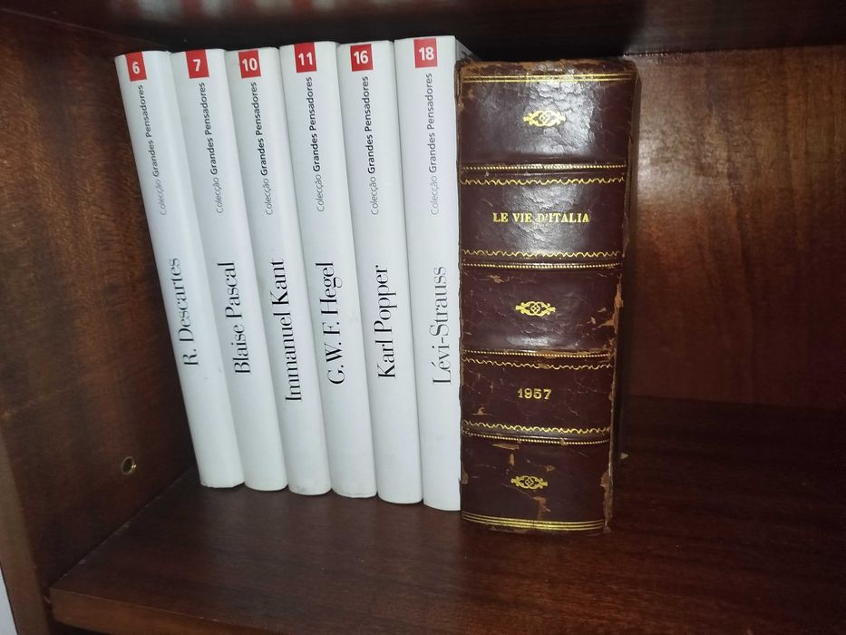 Vendo livros variados 7