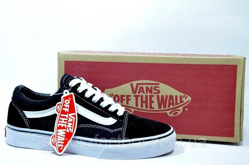 Кросівки унісекс Vans Old Skool Black/White код 3490129