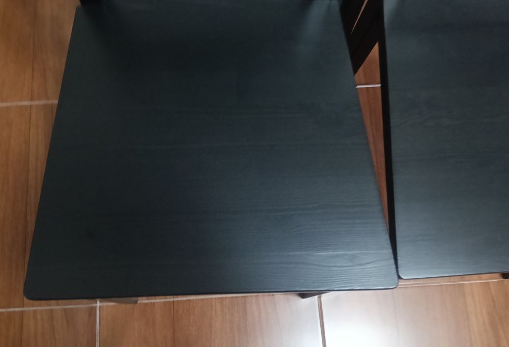 Cadeiras Pretas (4 und.)