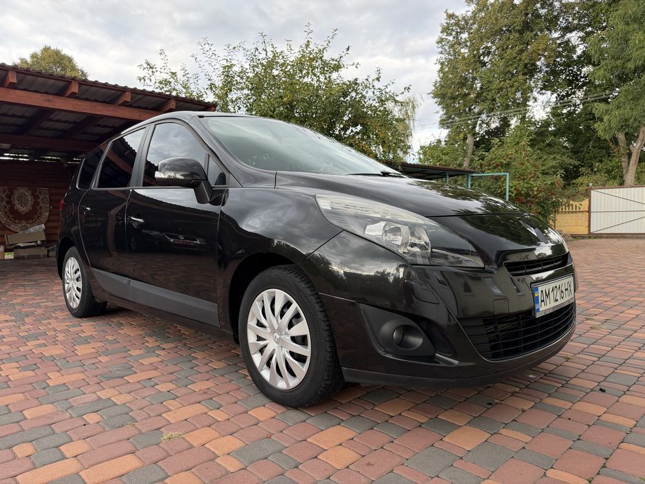 Renault Grand Scenic 3 1.9 dci 2010 рік 7 місць