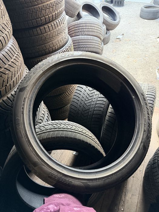 325/35/22+285/40/22 Pirelli