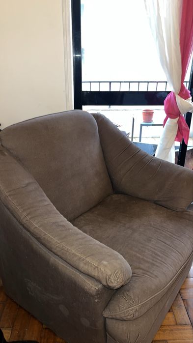 Poltrona castanho
