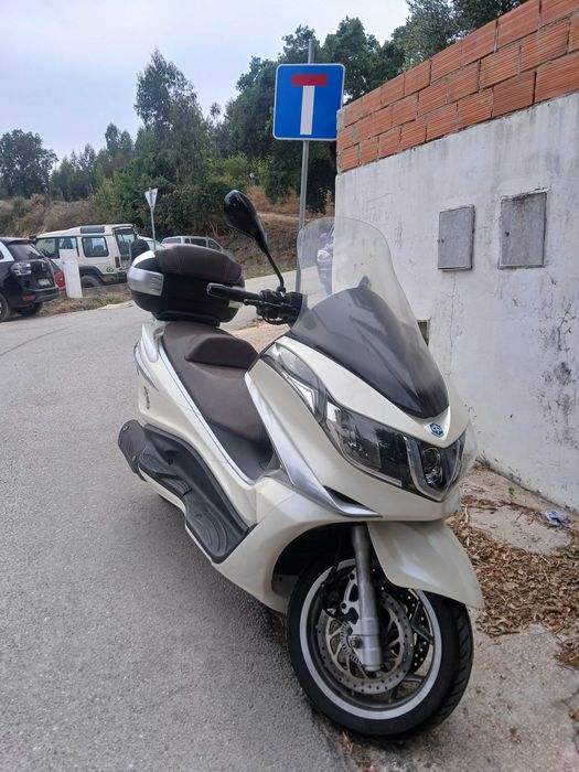 Mota Piaggio 125 X10