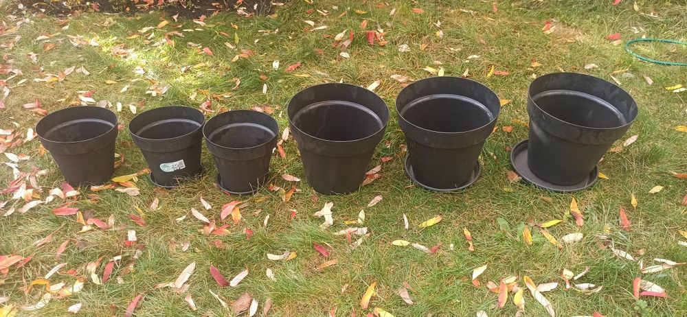 Duże donice doniczki do ogrodu