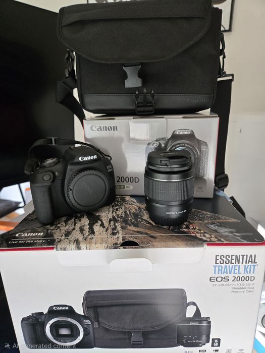 Kit Máquina Fotográfica CANON EOS 2000D