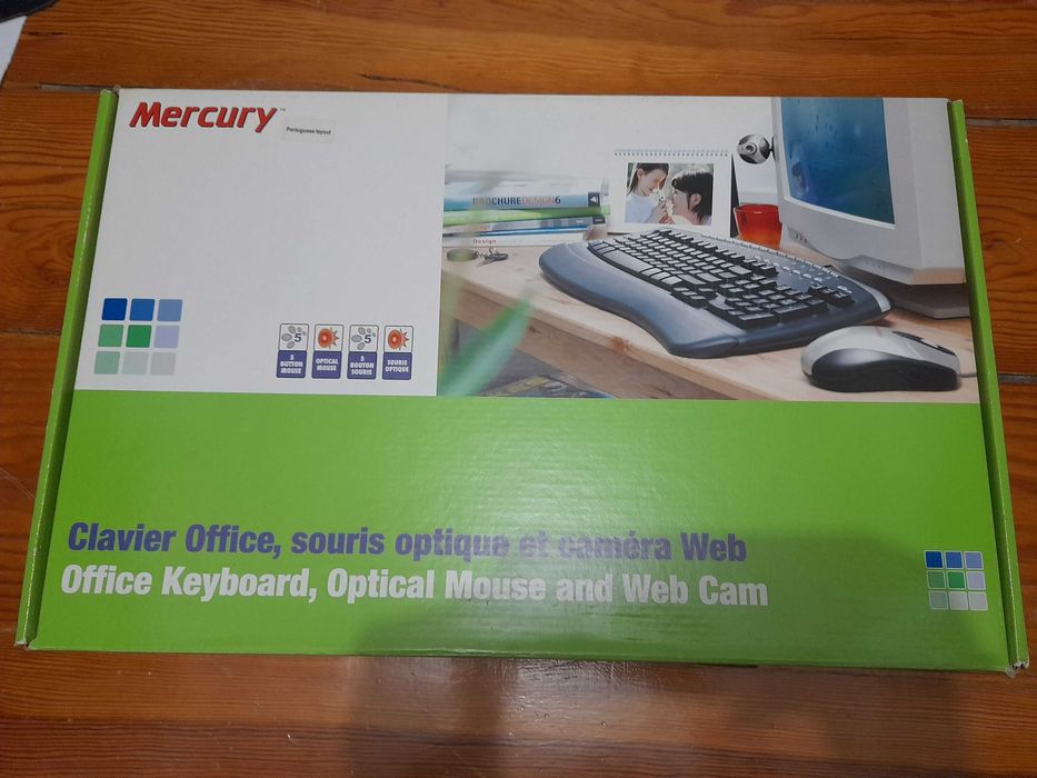 Several computer keyboards (boxed, PS2 connector)64584477234434121