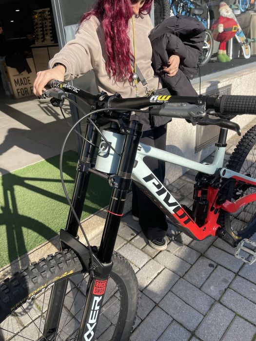 Pivot phoenix 2025 ride GX DH