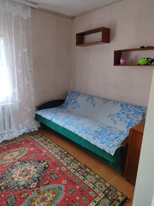 Продам дом в Краснограде со всеми удобствами.