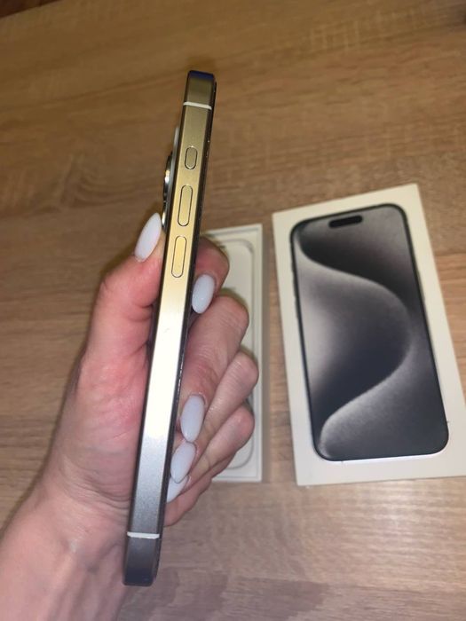 Iphone 15 Pro 256 GB White Titanium