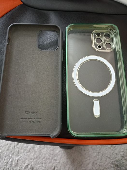 Два чохла на iPhone 11 pro