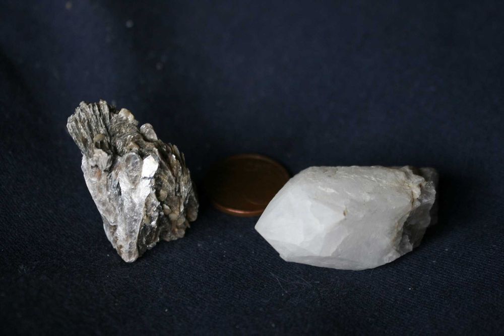 Minerais – Quartzo e moscovite (inclui envio)