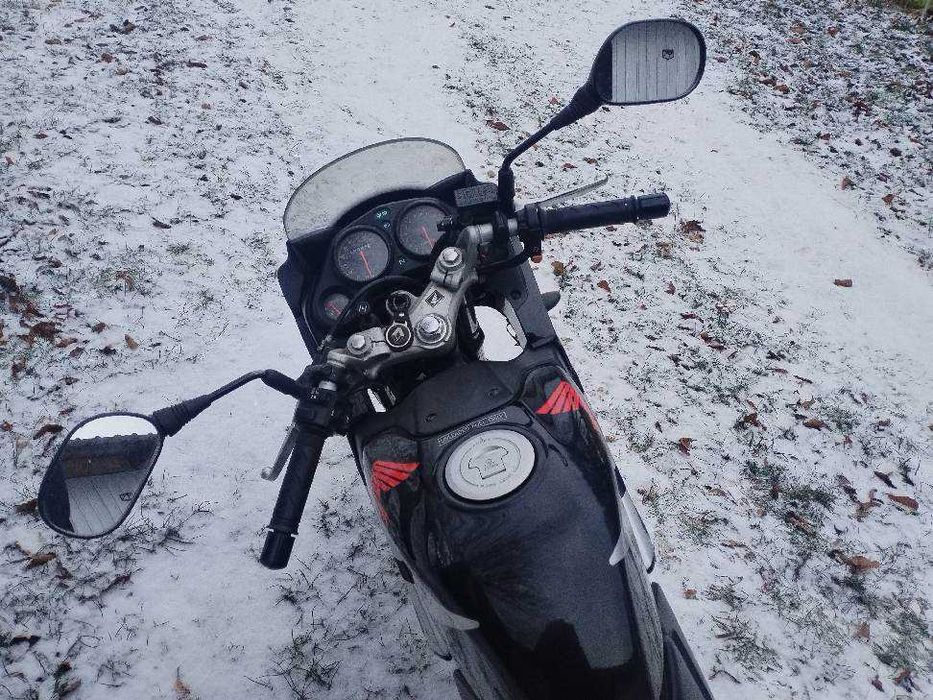 Motocykl Honda CBR 125 R