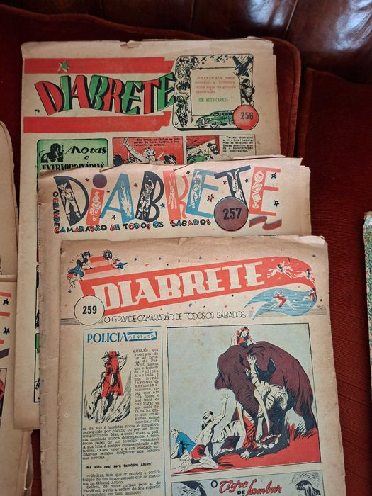 Banda desenhada antiga portuguesa - grande lote de 475 revistas - bom estado