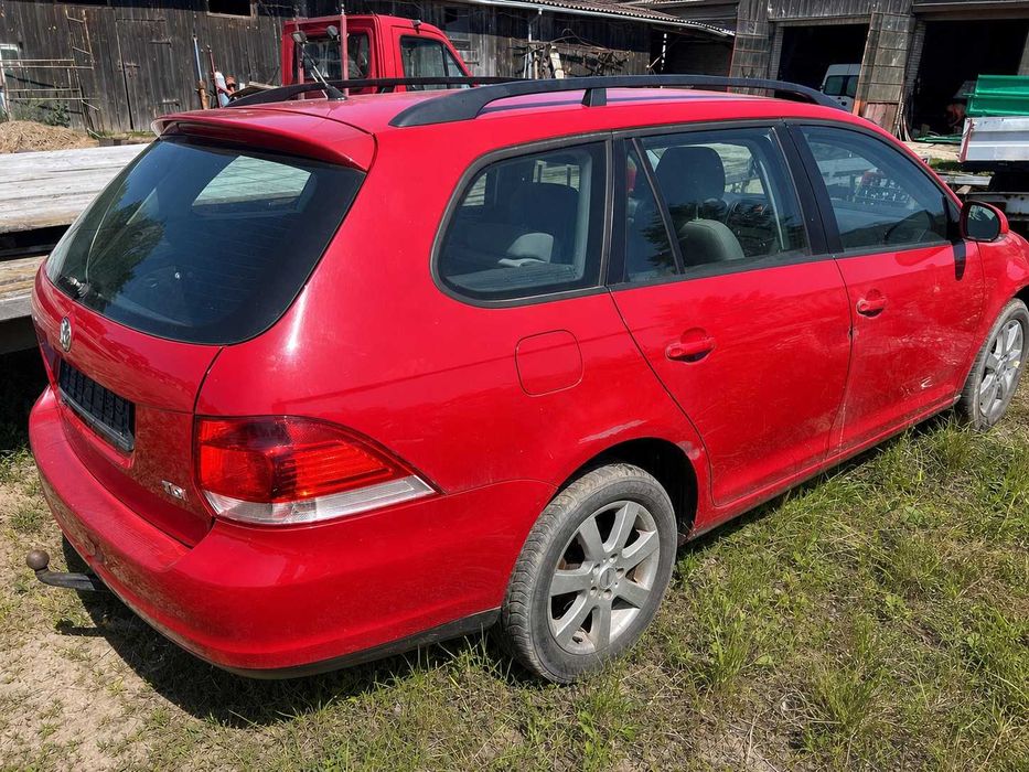VW Golf V Variant 1.9 TDI – uszkodzona głowica, kompletny
