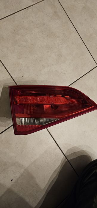 Lampa Audi A4 B8  lewy tył klapa