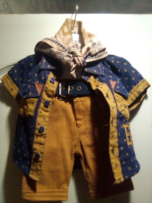 Продам детский костюм