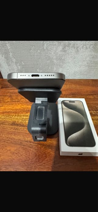Iphone 15 pro bez gwarancji 2 lata uzywany