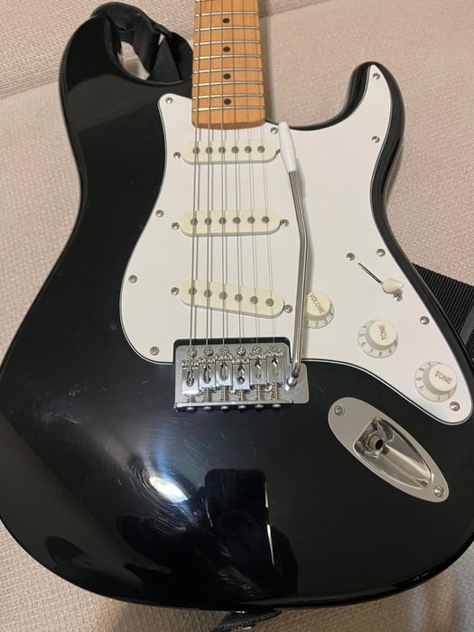 Fender Squier Affinity Strat Pouco Usada