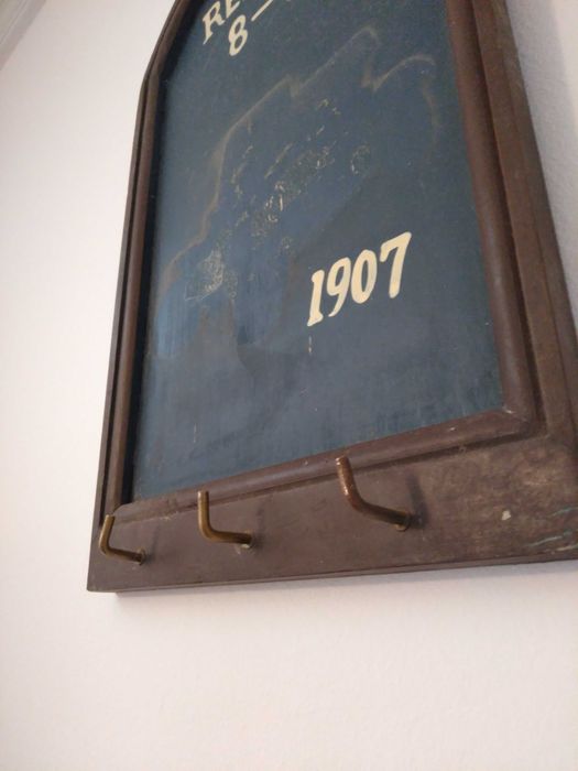 Letreiros chaveiro e cabide vintage