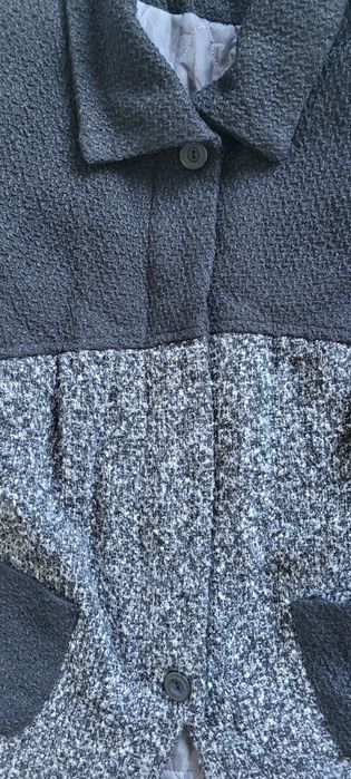 Krótki płaszczyk ciążowy M