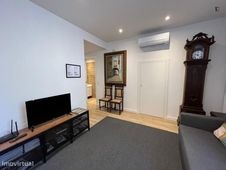Apartamento com 2 quartos - localizado em Guimaraes