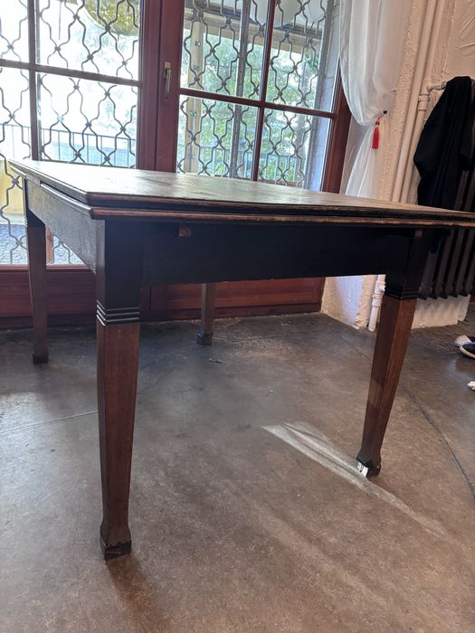 Drewniany stol  124 cm dl