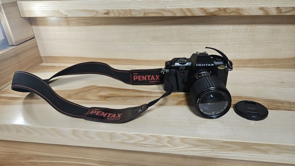 Pentax P3 + zoom 35–75 mm