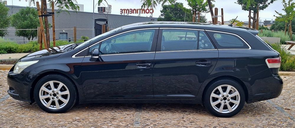 Toyota Avensis 2.0 D4D Nacional