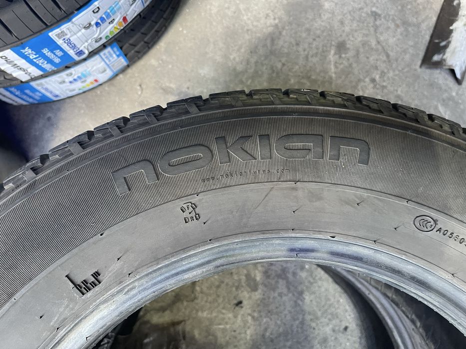 Шины 215/65 R16 Nokian Line SUV б/у пара лето  5мм U6