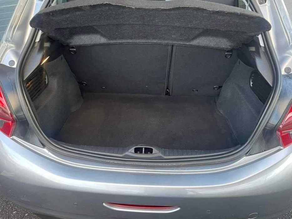 Peugeot 208 Allure