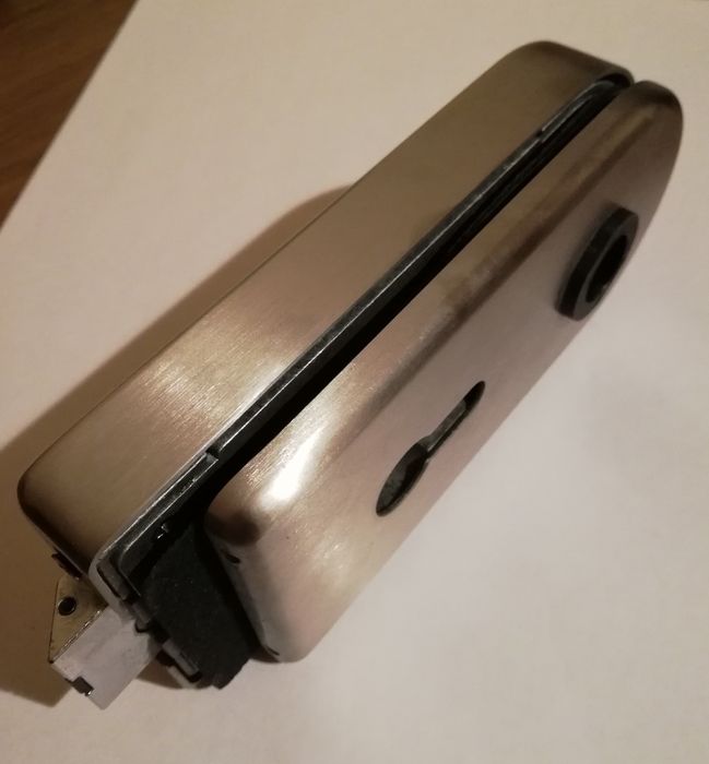 Замок для стеклянных двери АЗ