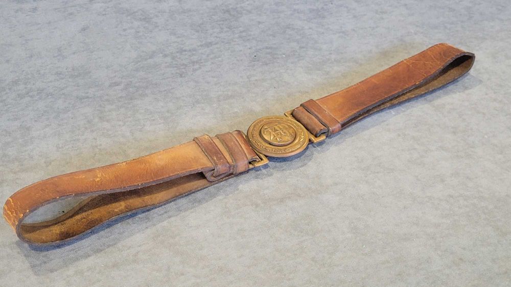 Skórzany pasek Harcerski.