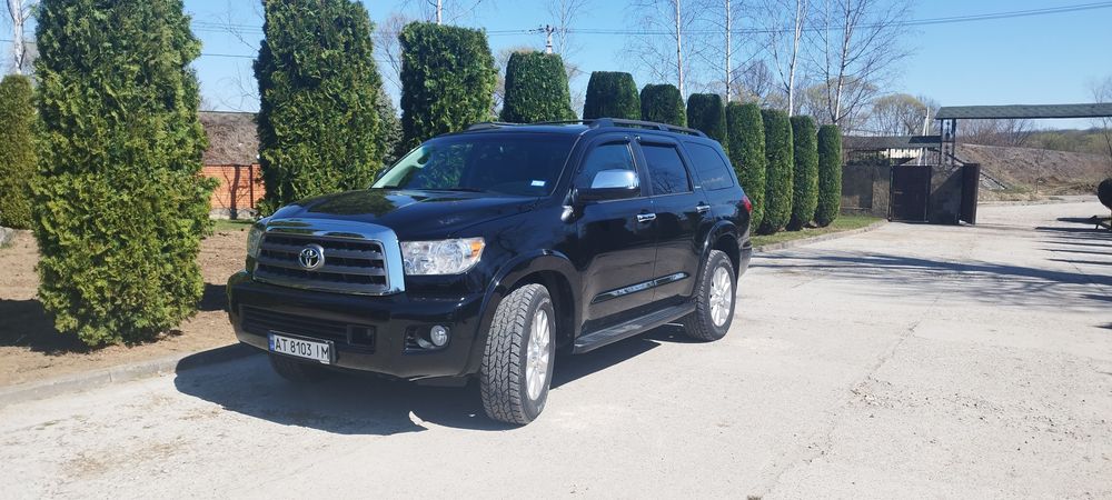 Toyota sequoia platinum