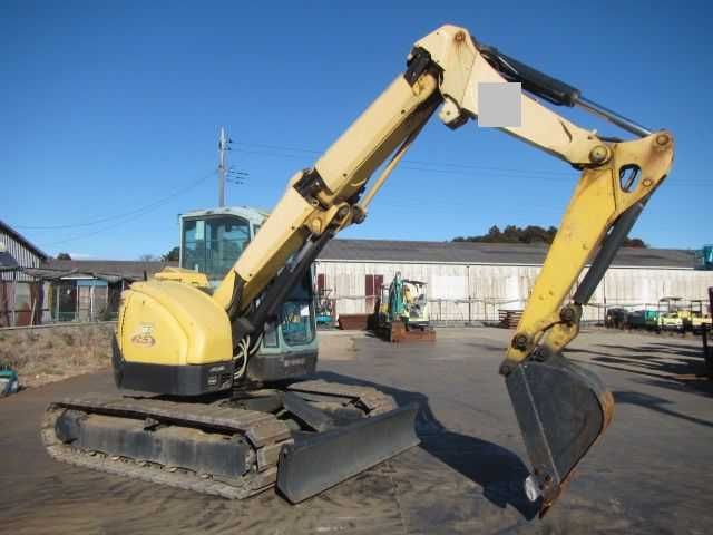 Экскаватор гусеничный Yanmar B7-5B