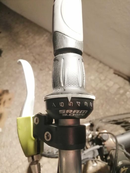 bicicleta decatlhon alumínio roda 26