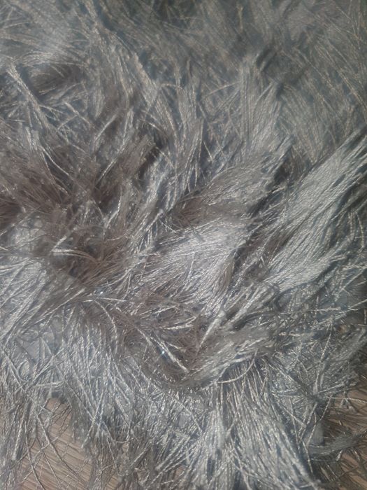 Dywan Shaggy  szaro-srebrny.