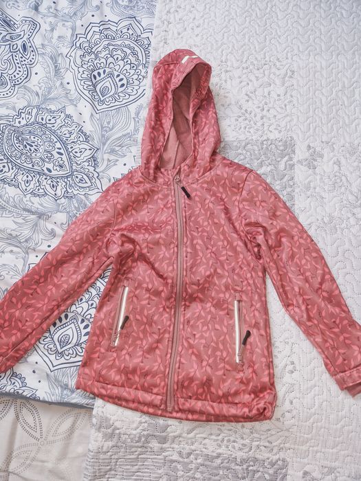 Kurtka softshell dziewczęca rozmiar 110/116