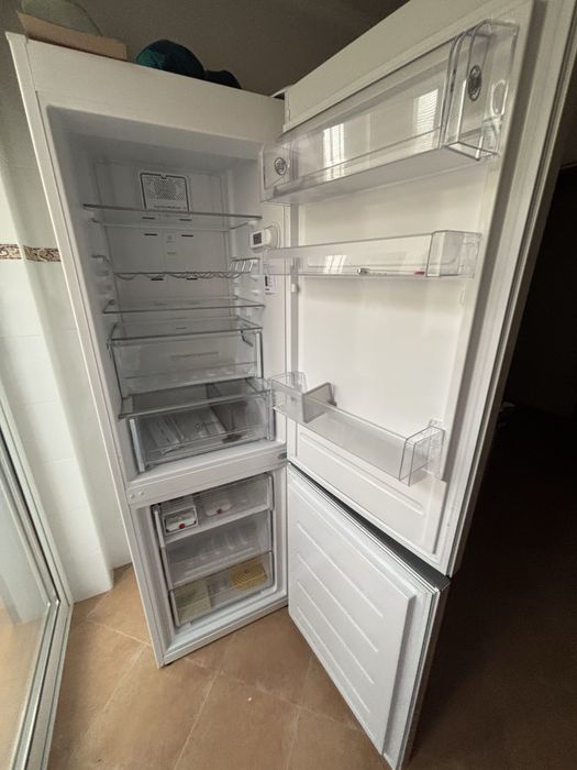 Whirlpool Refrigerator432663335461857282