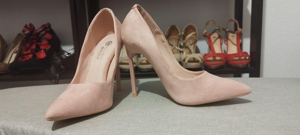 Stiletto Rosa Novos