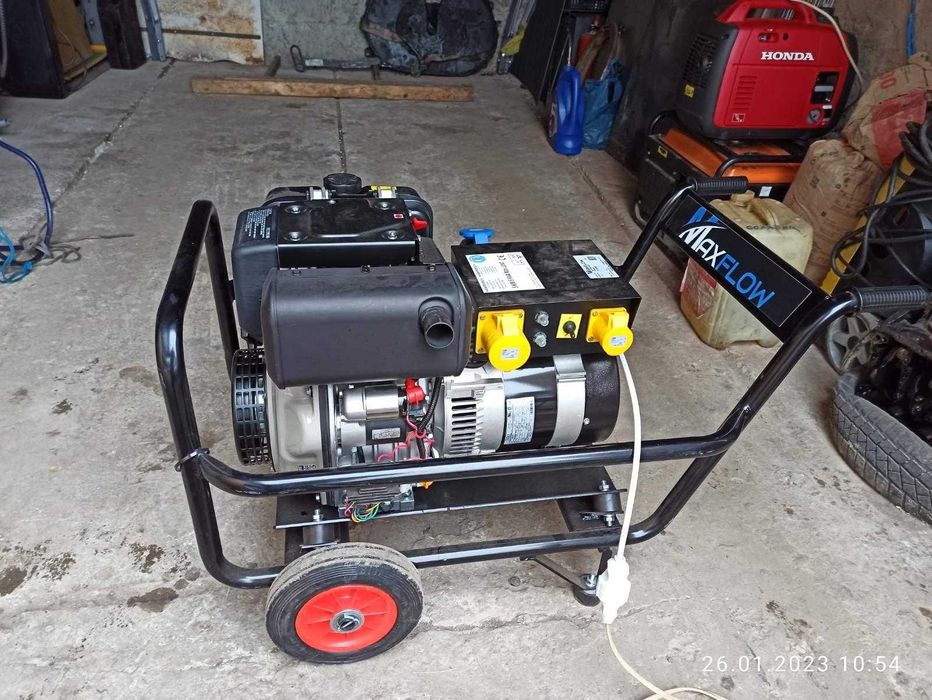 Продам генератор YANMAR