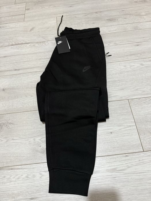 Zestam dresowy Nike Tech Fleece