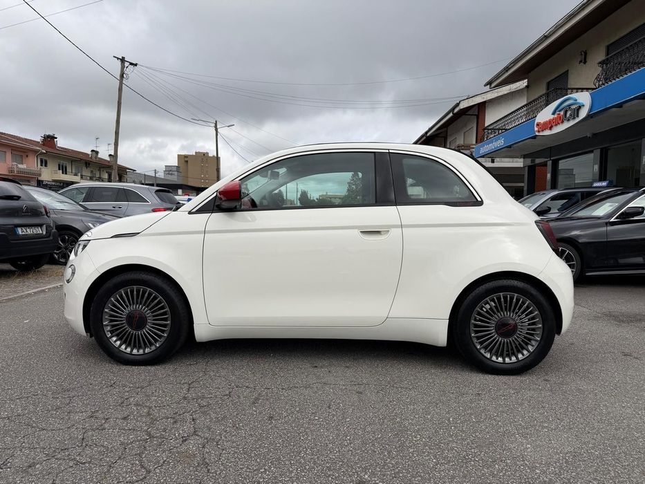 Fiat 500e C (RED) 2.0
