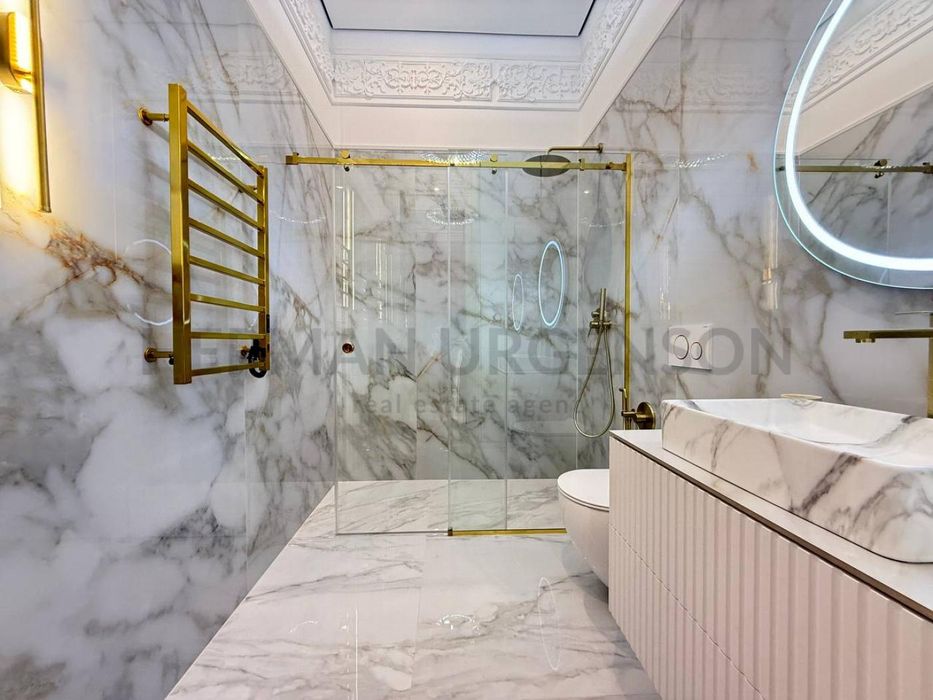 Продаж 2к квартири 63 кв. м / вул. Легоцького, ЖК Park Land