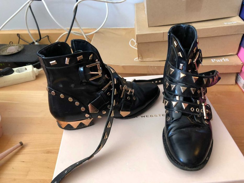 botas sophia webster 36 com tachas douradas