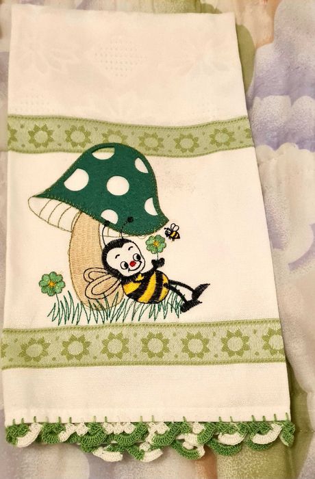 Panos de cozinha com renda, Novos.