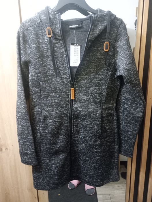 Bluza nowa polecam